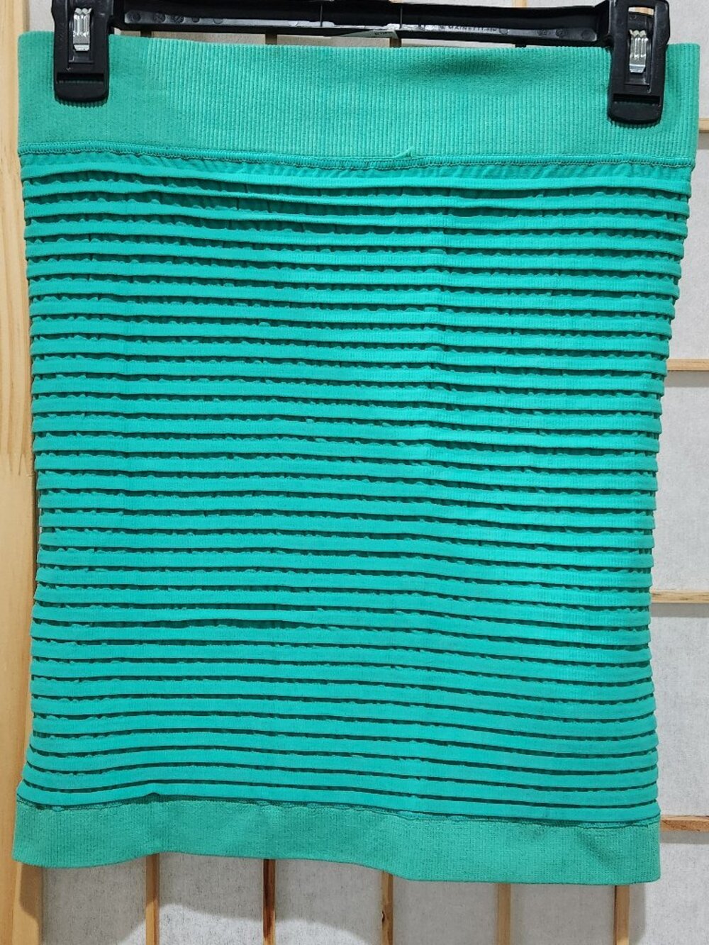 BCBGeneration NWT Junior Textured Green Skirt Size M